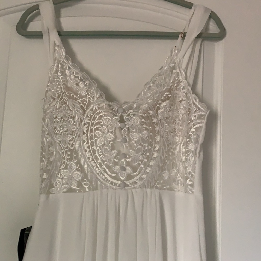 Wedding dress